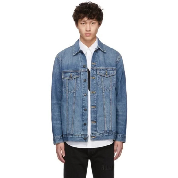 Alexander Wang x Denim Daze Oversized Unisex Faded Jacket in Light Indigo Aged - Picture 1 of 16
